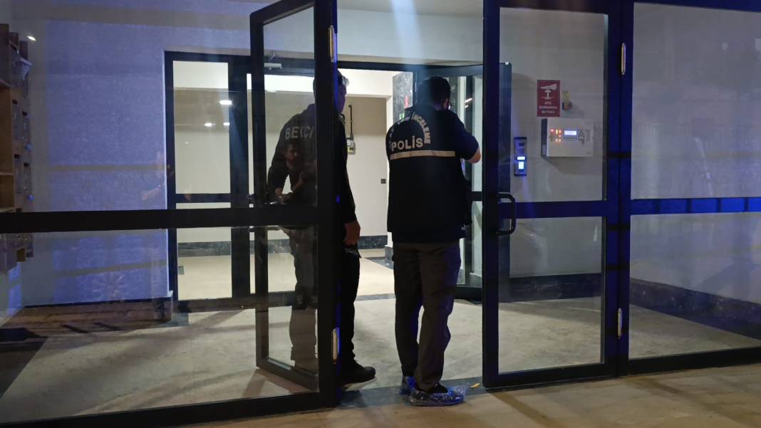 Kayınpederi, damadı bıçaklayarak öldürdü 5